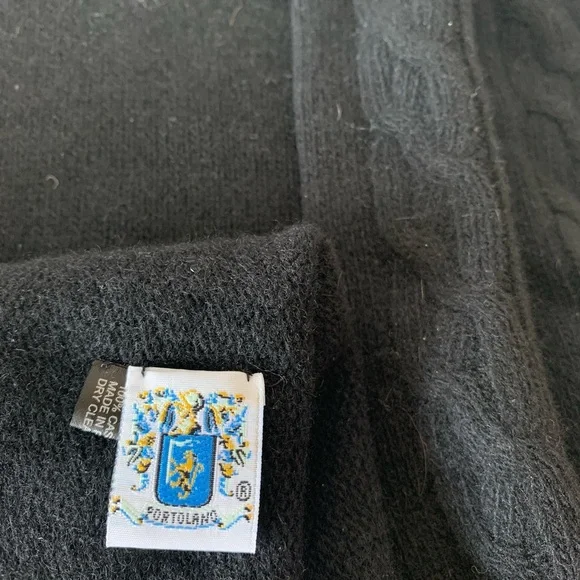 Portolano Cashmere Black Hooded Scarf - Picture 4 of 5